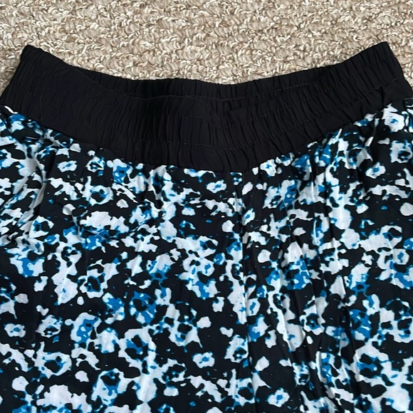 Printed H&M pants - Picture 2 of 5